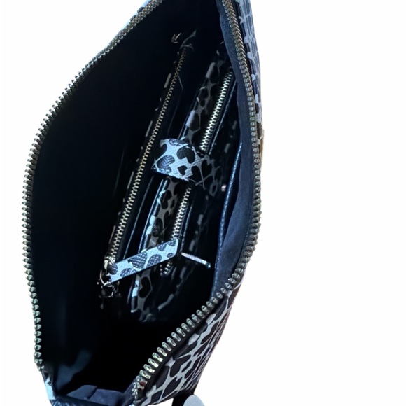 NANETTE LEPORE Fiona Logo Heart Geo Baguette Black Bag w/ Card Wallet Set - Picture 8 of 15